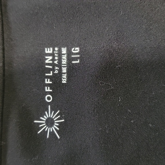 Offline by Aerie Size L Black Ruched /Drawstring Front Long Sleeve Crop Top - Picture 10 of 11